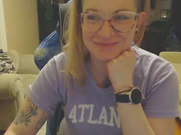 Dixie_Comanche Chaturbate stream image from January 21, 2025