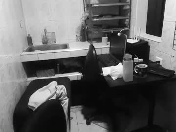 Lucy_Ossa Chaturbate stream image from January 21, 2025