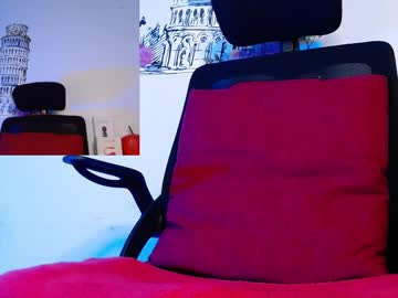 Daneshka_Naughty Chaturbate stream image from January 21, 2025