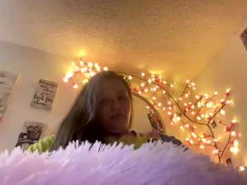 Juliarochelle Chaturbate stream image from January 21, 2025