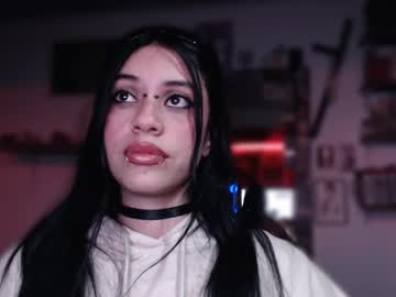Kattze Chaturbate stream image from January 21, 2025