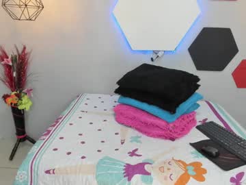 Martinaclark Chaturbate stream image from January 21, 2025
