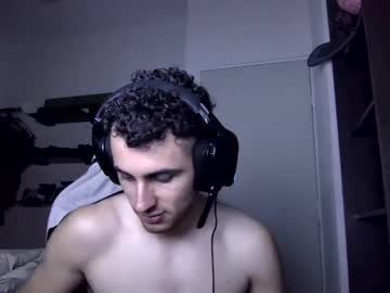Senitzzu Chaturbate stream image from January 21, 2025