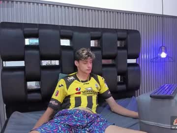 A_Quiles Chaturbate stream image from January 21, 2025