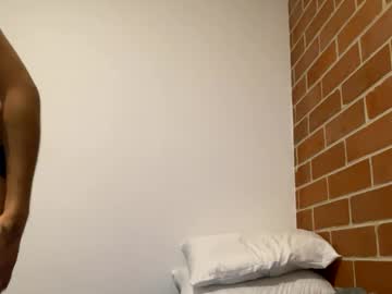 Emanuelvm Chaturbate stream image from January 21, 2025