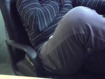 Viknik16cm Chaturbate stream image from January 21, 2025