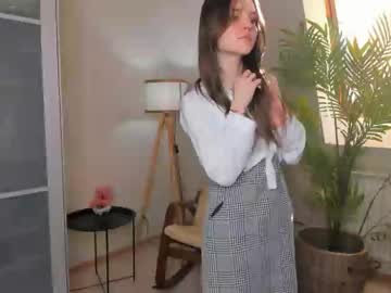 Darelenebrayton Chaturbate stream image from January 21, 2025