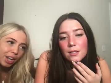 Jazzymaex Chaturbate stream image from January 21, 2025