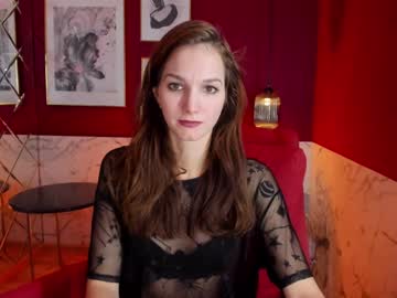 Mirandaglow Chaturbate stream image from January 21, 2025