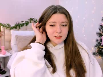 Tinkerbeeelle Chaturbate stream image from January 21, 2025