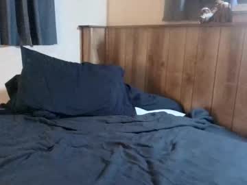 Rogerb2218 Chaturbate stream image from January 21, 2025