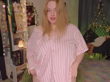 Akinohana Chaturbate stream image from January 21, 2025