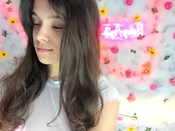 Babyaylin Chaturbate stream image from January 21, 2025