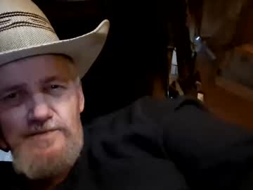 Hung34u Chaturbate stream image from January 21, 2025