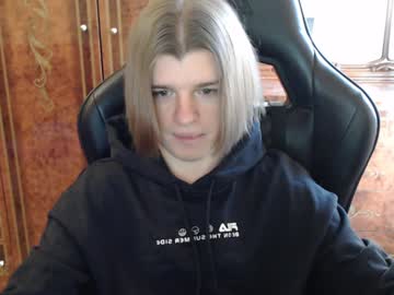 Maxplay18 Chaturbate stream image from January 21, 2025