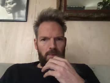 Bingolingo33 Chaturbate stream image from January 21, 2025