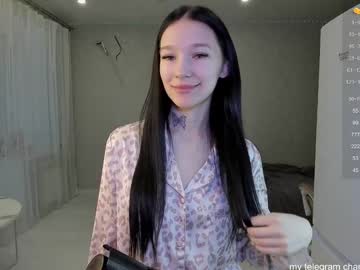 Lorageorgee Chaturbate stream image from January 21, 2025