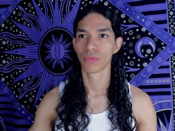 Willy_Veins Chaturbate stream image from January 21, 2025