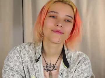 Wilonefurnish Chaturbate stream image from January 21, 2025