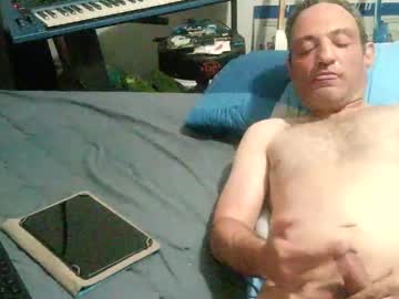 Anssyboy696 Chaturbate stream image from January 21, 2025