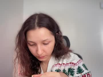 Cappuccinokiss Chaturbate stream image from January 21, 2025