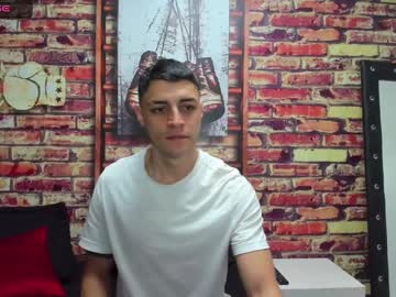 Frank_Millers Chaturbate stream image from January 21, 2025