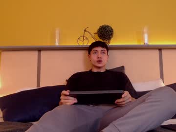God_Of_Olympus1 Chaturbate stream image from January 21, 2025
