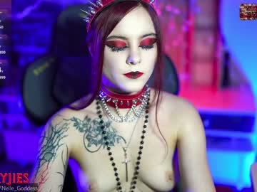 Nelle_ Chaturbate stream image from January 21, 2025