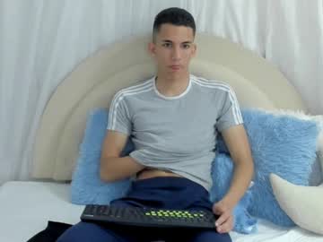 Albert_Level Chaturbate stream image from January 21, 2025