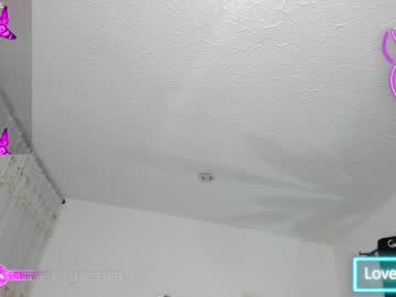 Trixie_Bigsexy Chaturbate stream image from January 21, 2025