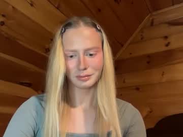 Hottransgirlie Chaturbate stream image from January 21, 2025
