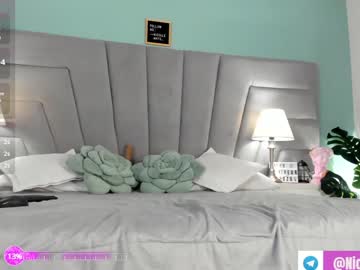 Nicolle_Mays Chaturbate stream image from January 21, 2025