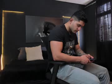 Richard_Milleer Chaturbate stream image from January 21, 2025