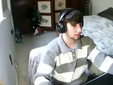 Thebulgueboyy Chaturbate stream image from January 21, 2025