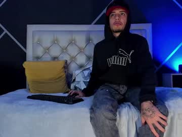 Vince_Parker Chaturbate stream image from January 21, 2025