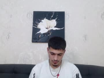 Raymondmorie Chaturbate stream image from January 21, 2025