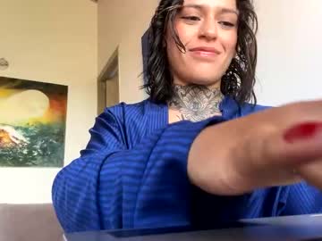 Roar_Lu Chaturbate stream image from January 21, 2025