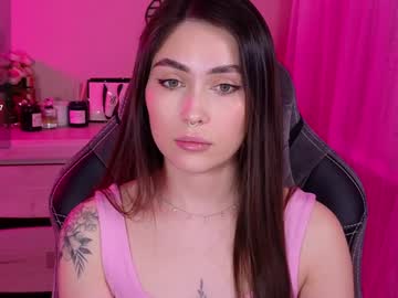 Sweety_Caroline_ Chaturbate stream image from January 21, 2025