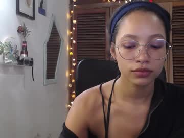 Treasuresz Chaturbate stream image from January 21, 2025