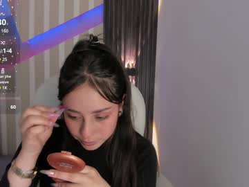 Emily_Layton Chaturbate stream image from January 21, 2025