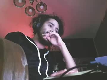 Itstunechi Chaturbate stream image from January 21, 2025