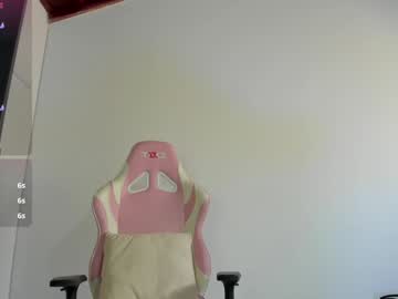 Meduza_Sexy_Caramel Chaturbate stream image from January 21, 2025