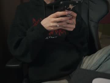Bebra123123f Chaturbate stream image from January 21, 2025