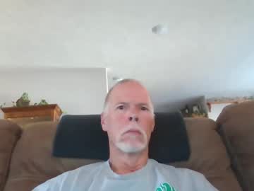 Daddysmk Chaturbate stream image from January 21, 2025