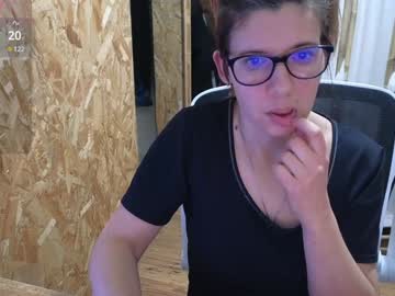 Linalou4thanks Chaturbate stream image from January 21, 2025