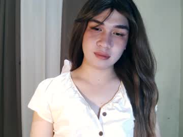Prettymaxie Chaturbate stream image from January 21, 2025