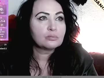 Silvanaice Chaturbate stream image from January 21, 2025
