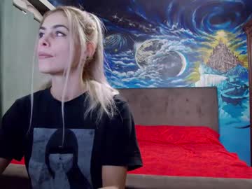 Blonde4pasion Chaturbate stream image from January 21, 2025