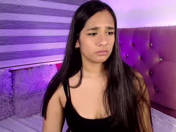 Maeena Chaturbate stream image from January 21, 2025