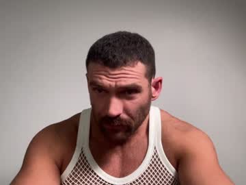Maxmirari Chaturbate stream image from January 21, 2025
